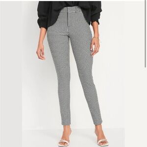 Old Navy houndstooth skinny pixie pant